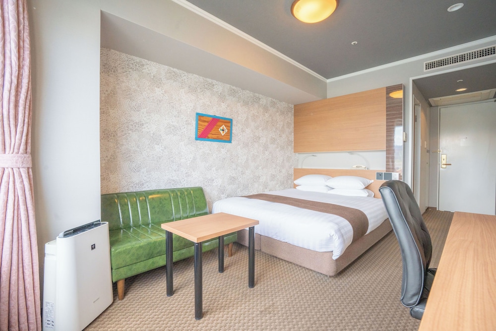 ダブルルーム 禁煙 ハーバービュー 客室1 | グリーンヒルホテル尾道