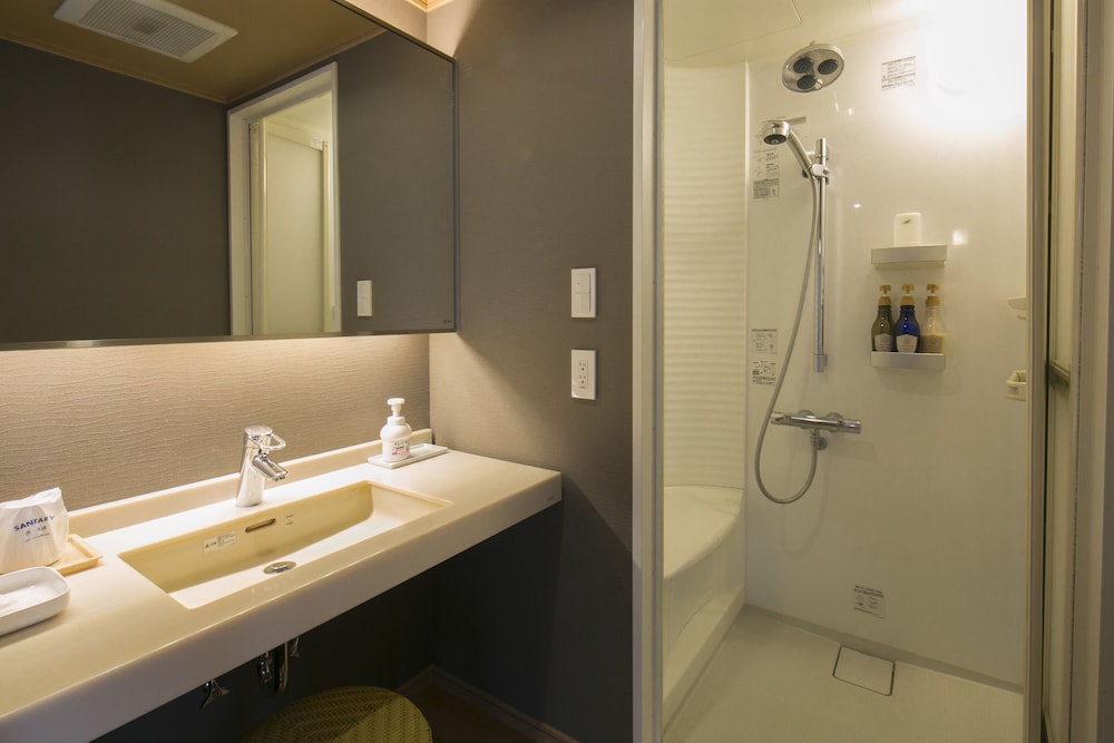 東雲（洋室―ツインベッド） バスルーム0 | フォレストリゾート ホテル城山