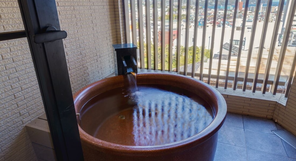 紫紺 (露天風呂付・和モダン洋室ツイン) 禁煙 深めの浴槽0 | フォレストリゾート ホテル城山