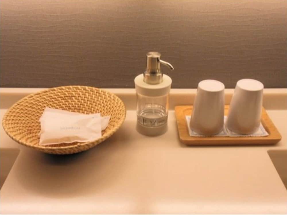 和室１０畳＋ひろびろ広縁付　禁煙 客室の設備とサービス0 | フォレストリゾート ホテル城山