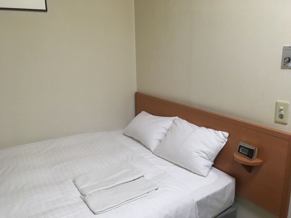 ダブルルーム 禁煙 客室5 | スマイルホテル八戸