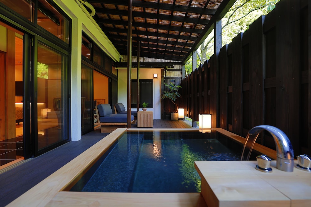 ジュニア スイート 禁煙 テラス | 坂聖・玉樟園