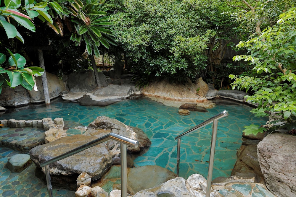 温泉3 | 坂聖・玉樟園