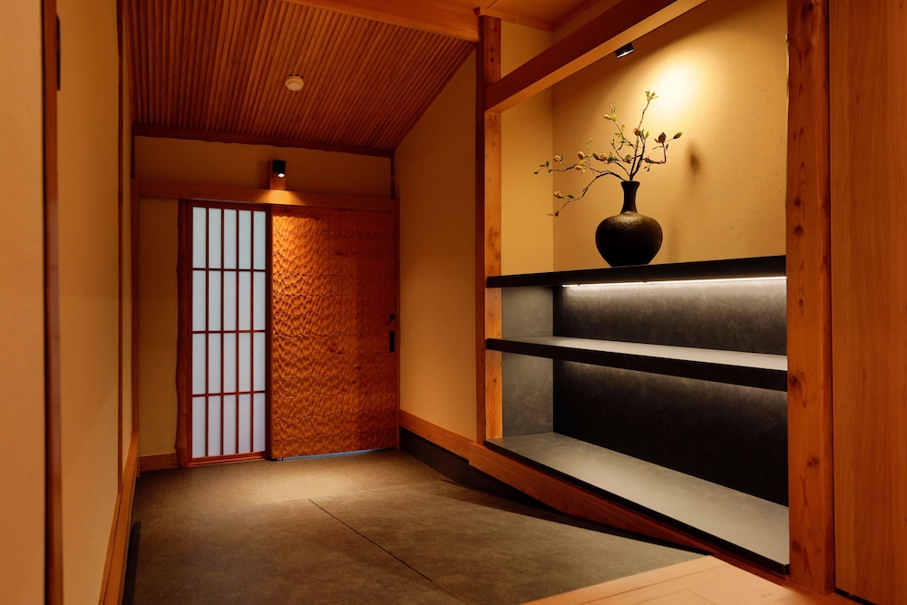 ジュニア スイート 禁煙 テラス 客室5 | 坂聖・玉樟園