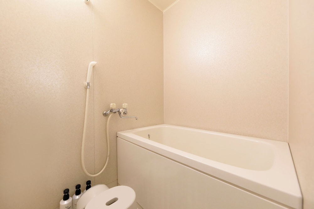 和室 禁煙 バスルーム1 | 愛真館