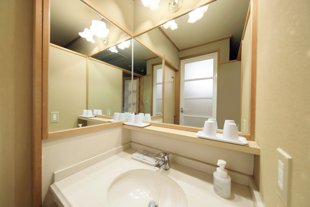 和室 禁煙 客室2 | 愛真館