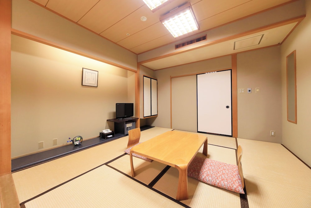 和室 禁煙 客室1 | 愛真館