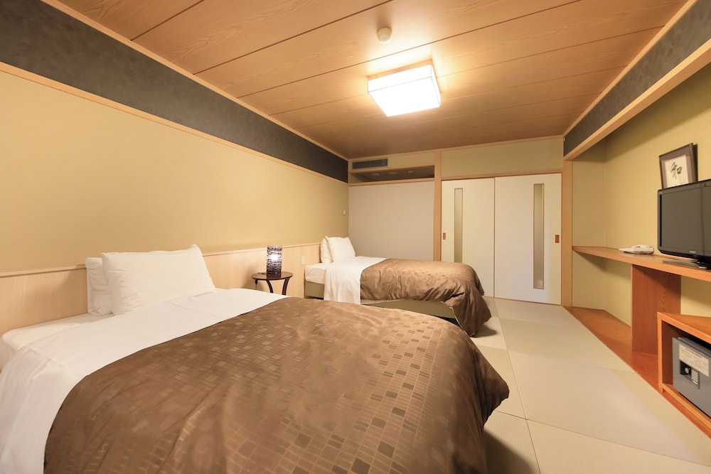 和風ツインルーム 禁煙 客室2 | 愛真館