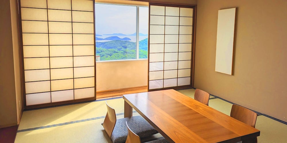 ベーシック 4 人部屋 | せとうち児島ホテル 倉敷