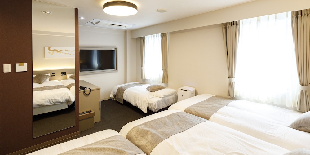 4 人部屋 禁煙 客室2 | 犬山ミヤコホテル