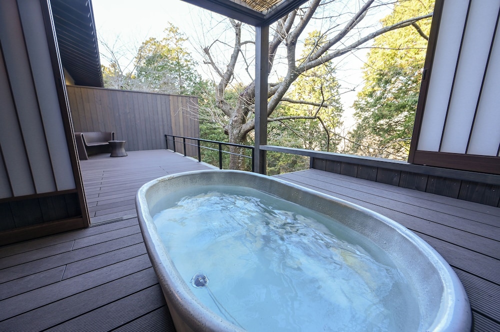 ダイニングルーム　禁煙 バスルーム3 | 風の谷の庵