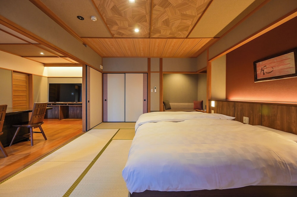 ダイニングルーム　禁煙 | 風の谷の庵