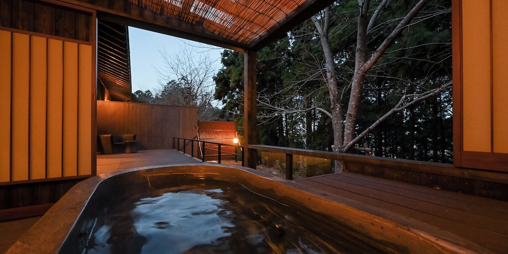 スイート バスルーム1 | 風の谷の庵