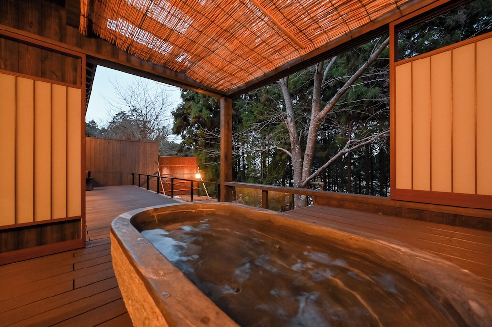 囲炉裏 和洋室　喫煙 バスルーム0 | 風の谷の庵