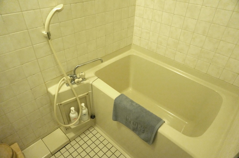 和室 部屋タイプ指定無し バスルームのシンク0 | 下呂温泉 望川館