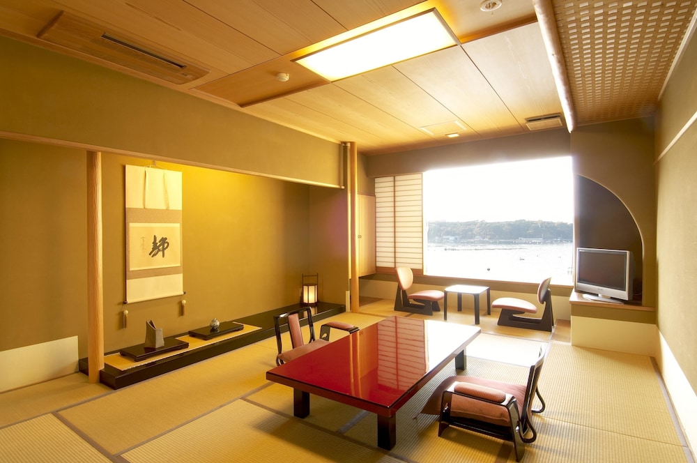客室1 | 伊豆・三津浜 松濤館 客室1 | 伊豆・三津浜 松濤館