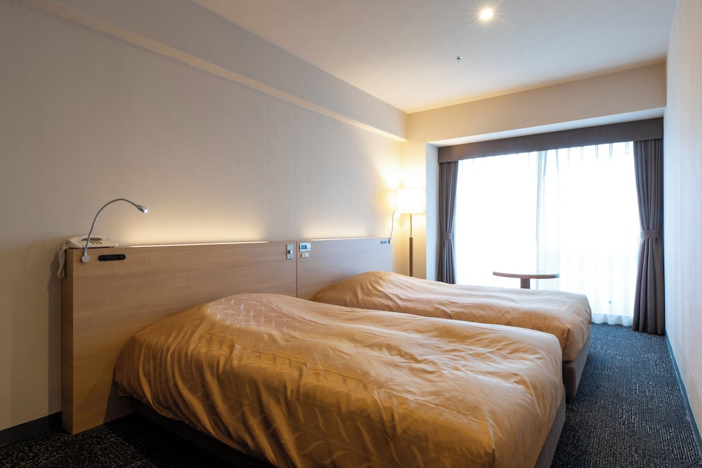 デラックスルーム 4人部屋 4F～5F 富士山ビュー 禁煙 客室1 | ホテルレジーナ河口湖