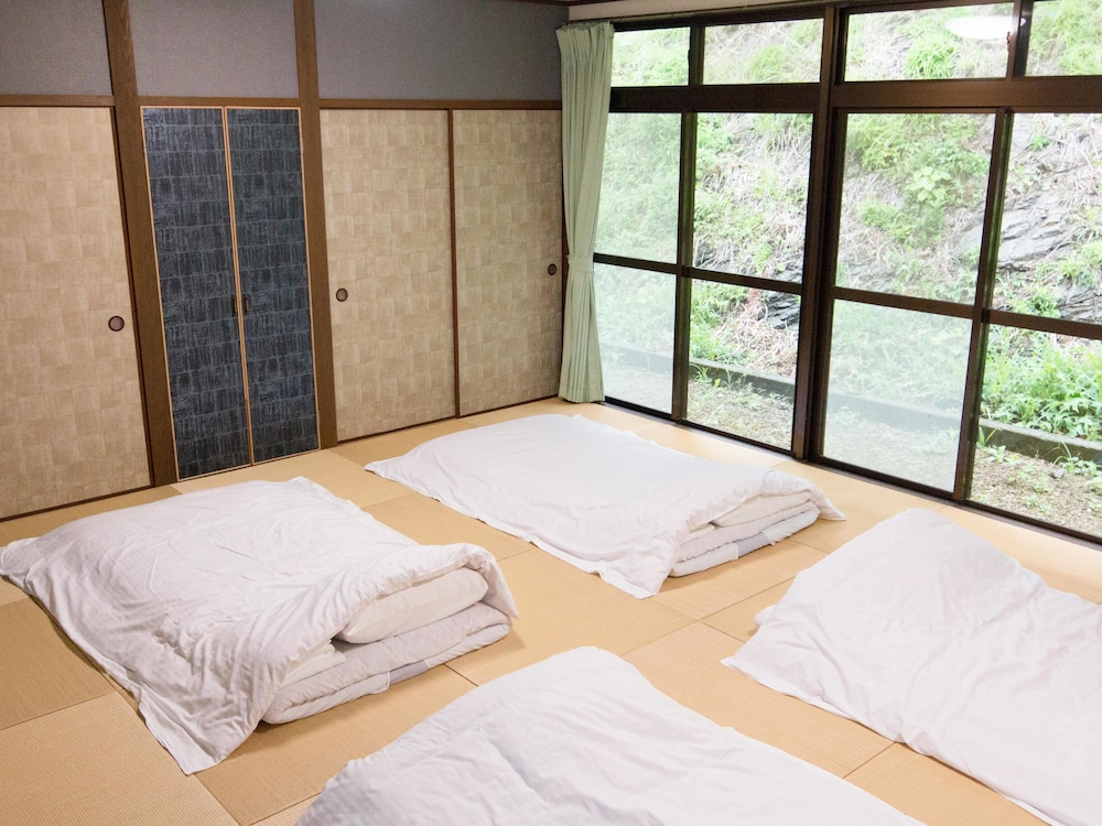 和室 (離れ) 客室3 | ホテル カレッタ