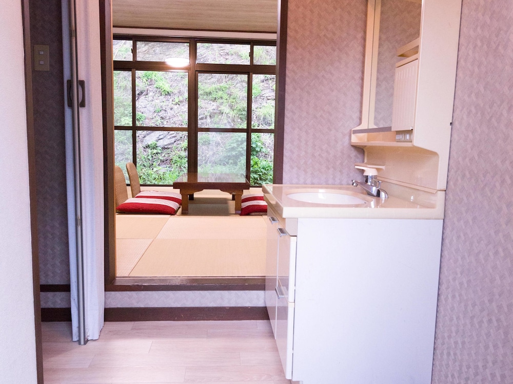 和室 (離れ) 客室1 | ホテル カレッタ