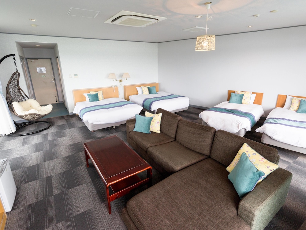 4 人部屋 客室1 | ホテル カレッタ