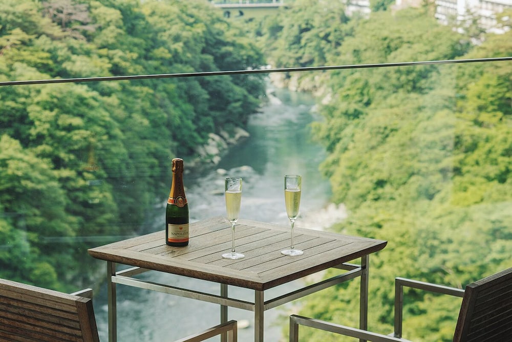 【クラブフロア】スイート和洋室(ビューバス付） バルコニーからの眺望1 | 鬼怒川金谷ホテル