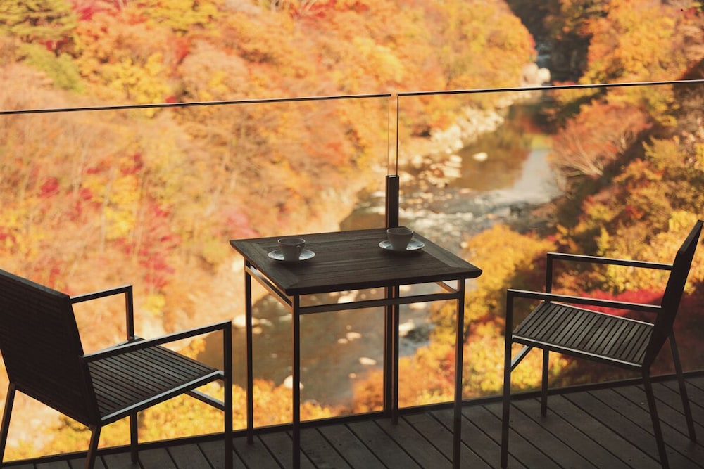 【クラブフロア】スイート和洋室(ビューバス付） バルコニーからの眺望0 | 鬼怒川金谷ホテル