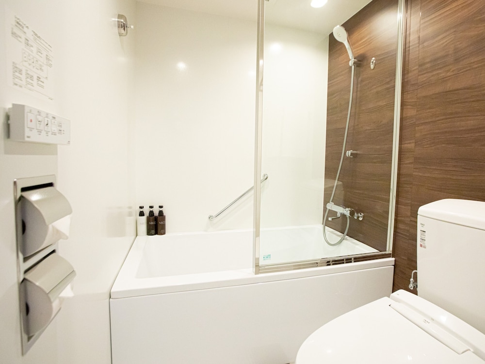 ファミリー ツインルーム 禁煙 バスルーム1 | ウィシュトン ホテル ユーカリ