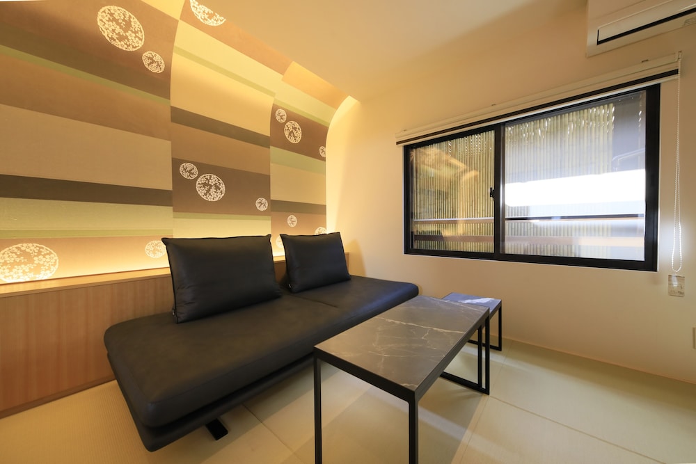 露天風呂付和室 デラックスツイン 禁煙 客室2 | 河口湖 温泉寺 夢殿