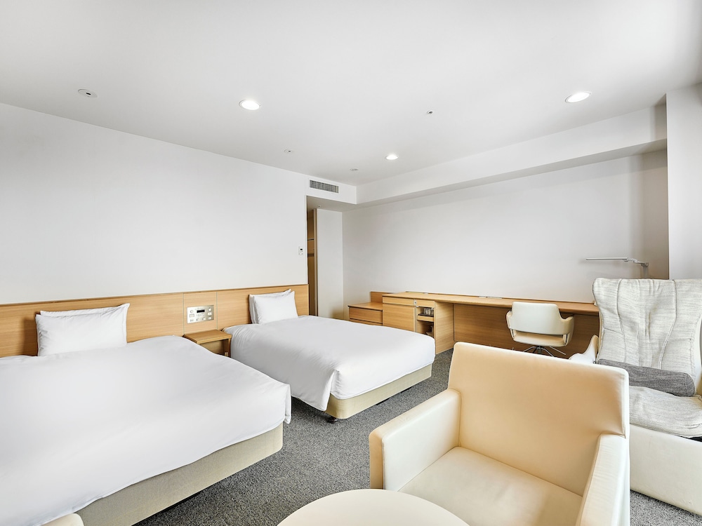 [禁煙] スタンダード ツインルーム (2名利用) 客室2 | ダイワロイネットホテルぬまづ