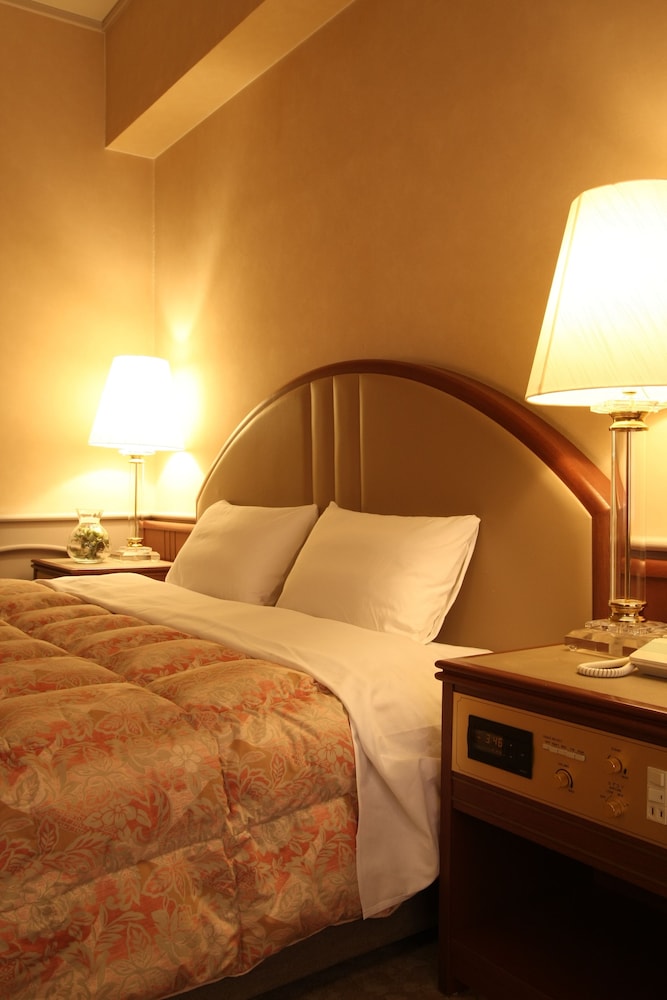 [東館・西館] ダブルルーム1台　禁煙 | 宮島コーラルホテル