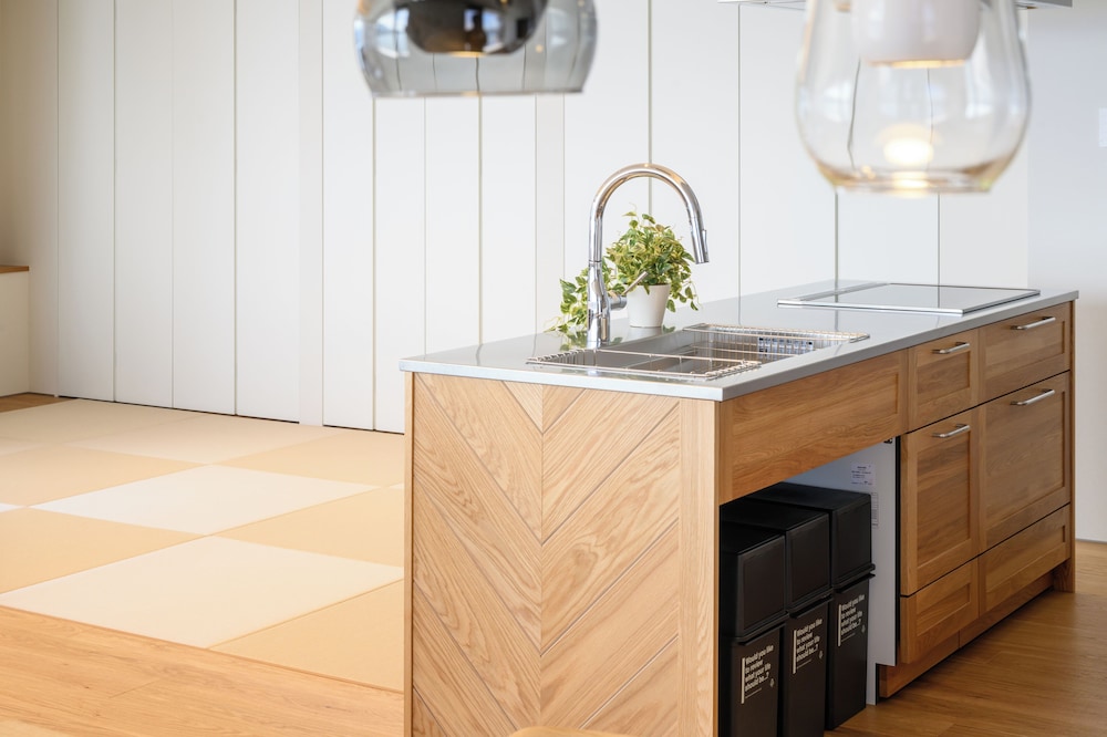 [東館]オーシャンビュースイート禁煙 専用キッチン0 | 宮島コーラルホテル