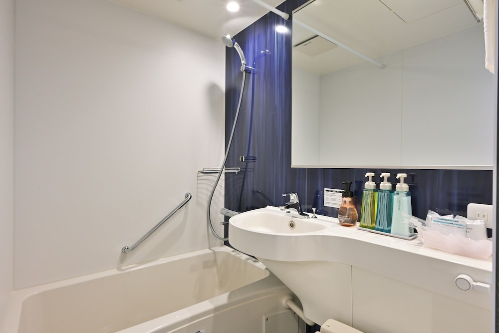 [西館] エコノミー セミダブルルーム セミダブルベッド 1 台 禁煙 (18平米) バスルーム0 | 宮島コーラルホテル