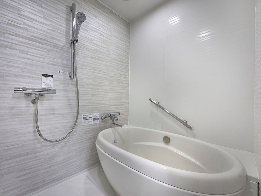 デラックス ダブルルーム 喫煙可 バスルーム0 | ダイワロイネットホテル宇都宮