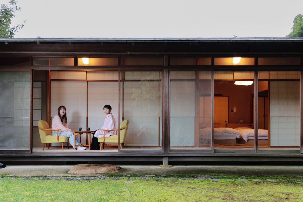 新館和室デラックスルーム 禁煙 客室9 | 三養荘