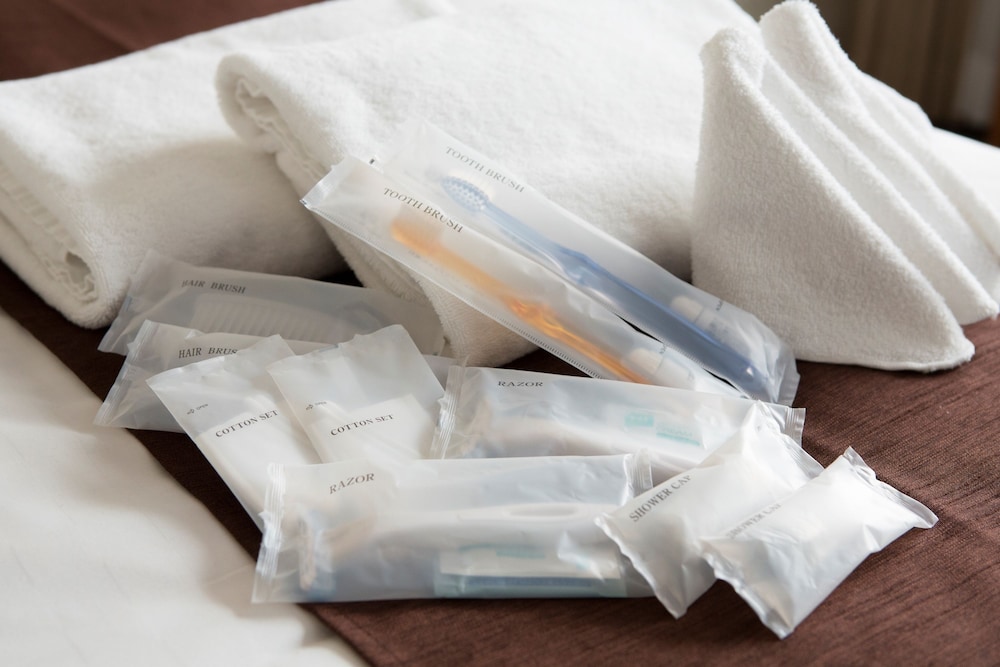 エコノミー ダブルルーム 喫煙可 (添い寝分お子様のお食事代は追加料金現地精算となります) バスルームの設備1 | 名鉄グランドホテル