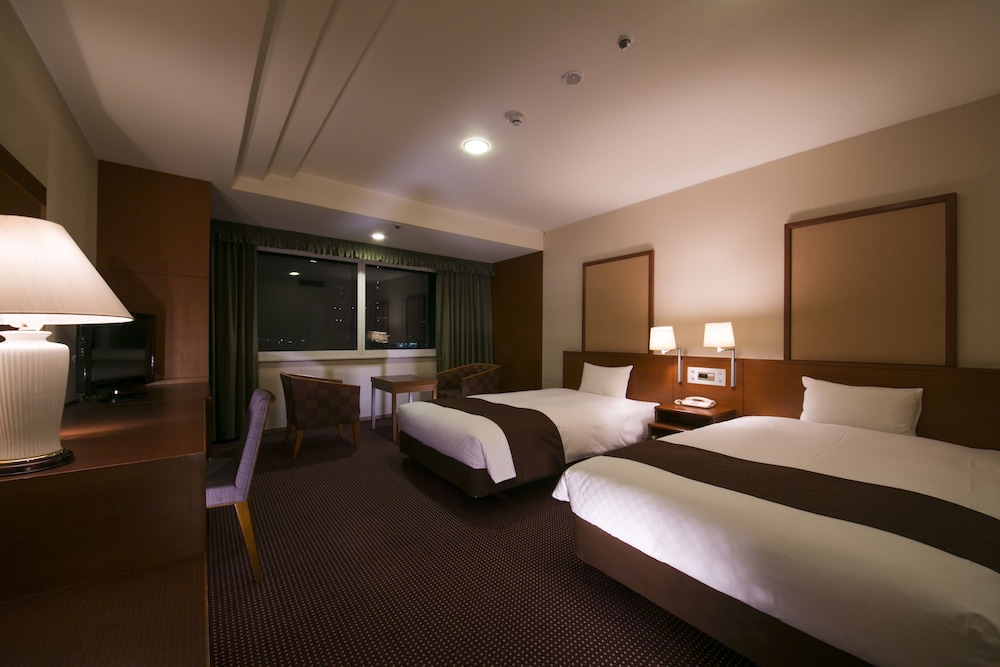 ツインルーム 禁煙 (添い寝分お子様のお食事代は追加料金現地精算となります) 客室1 | 名鉄グランドホテル