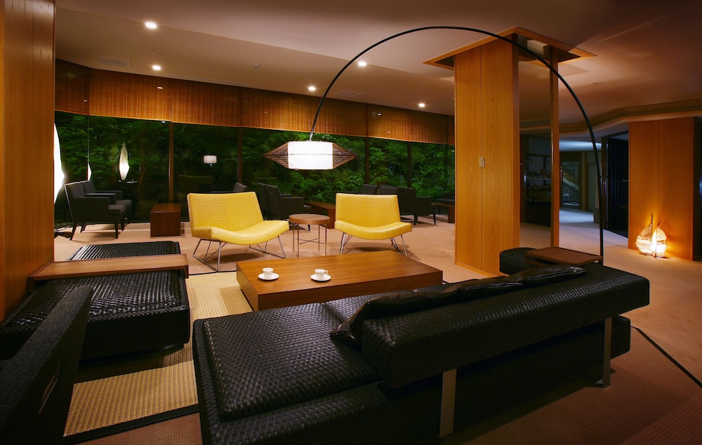 ロビーラウンジ1 | 葉山館