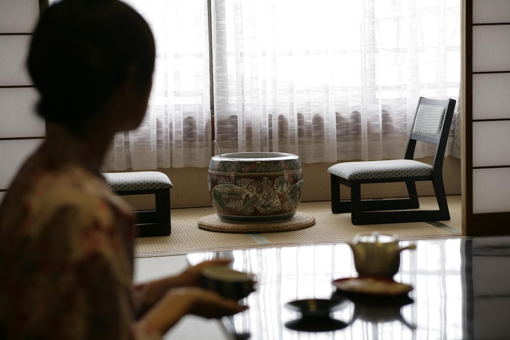 和室8畳 禁煙 客室1 | 皆生温泉 海潮園