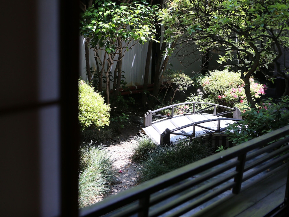 和室10畳 禁煙(会席) 客室6 | 皆生温泉 海潮園