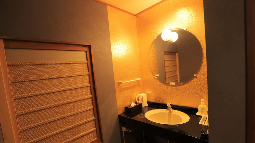 和室8畳 禁煙 客室2 | 皆生温泉 海潮園