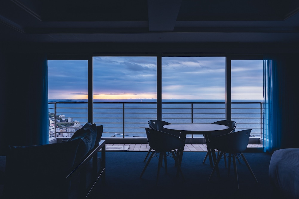 ビューバススイート 客室1 | 星野リゾート リゾナーレ熱海