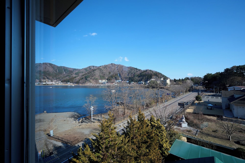 リニューアル和室 禁煙 客室4 | ロイヤルホテル河口湖