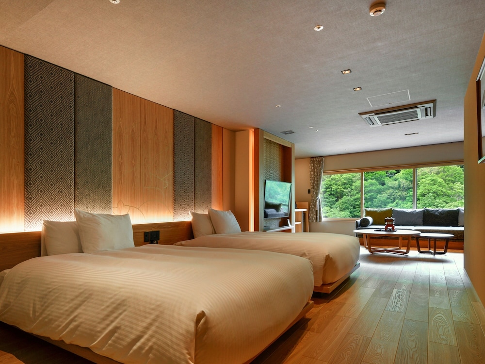 プレミア ツインルーム 禁煙 部屋からの景観0 | 定山渓温泉 花もみじ