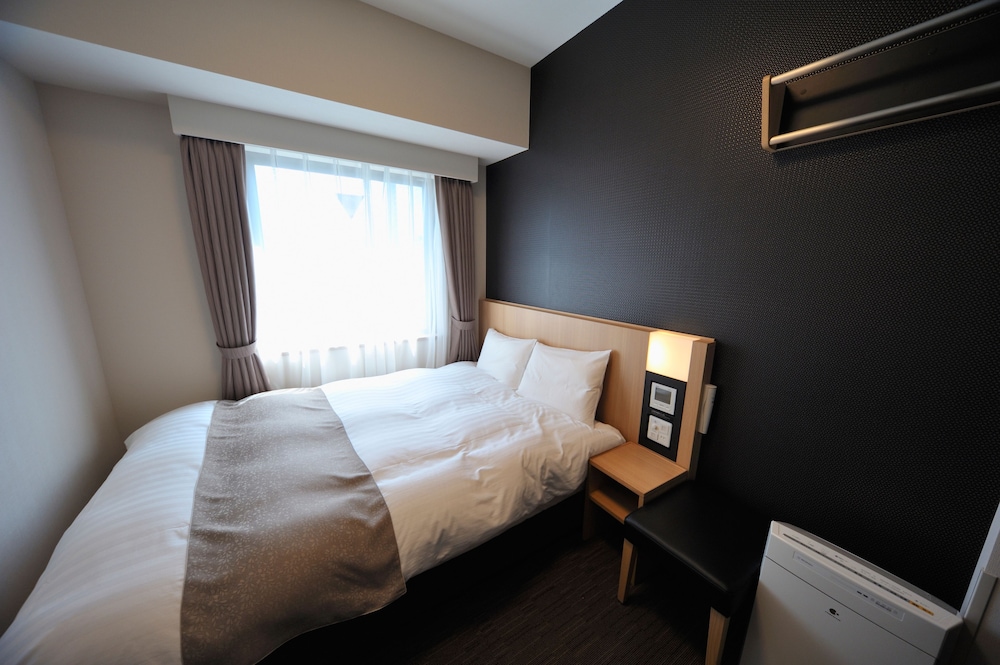 セミダブルルーム　禁煙 | 徒士の湯ドーミーイン上野・御徒町