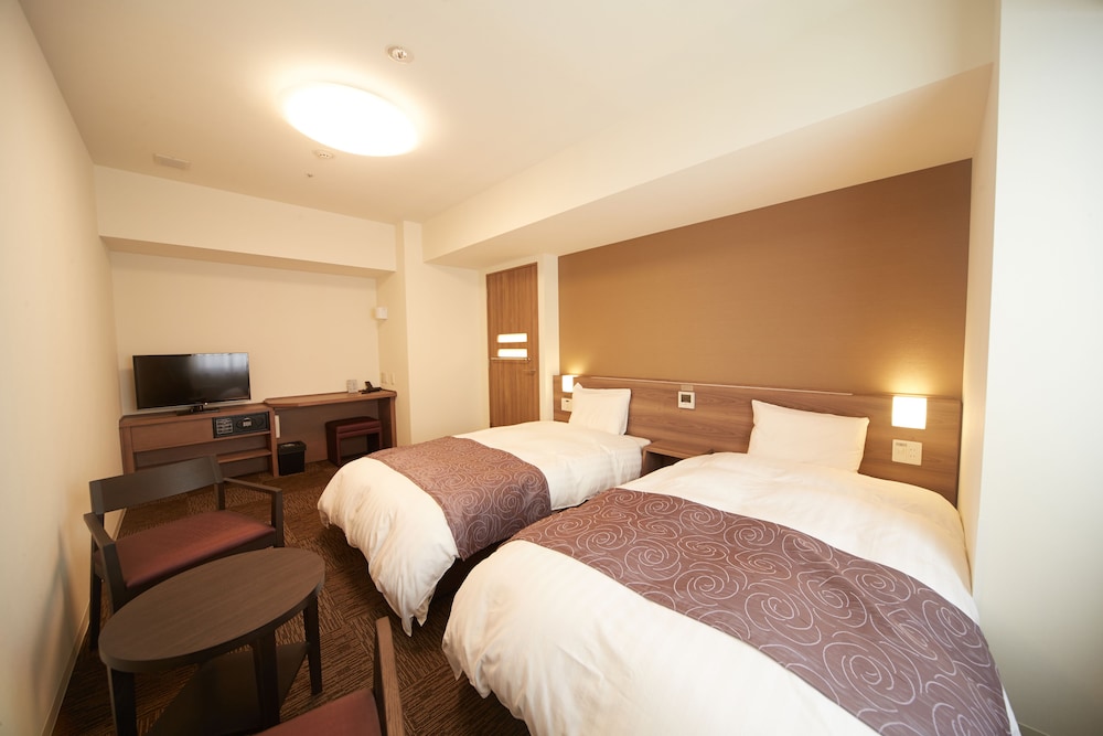 コンパクトツインルーム　禁煙　（17.8㎡） 客室1 | 天然温泉 錦鯱の湯 ドーミーインPREMIUM名古屋栄