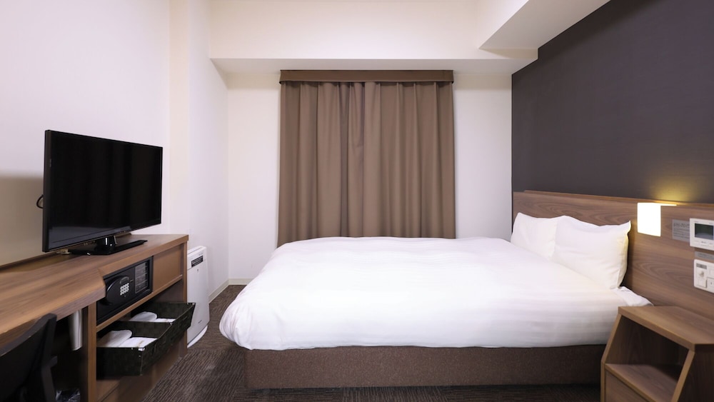 ダブルルーム禁煙 (15平米) | 天然温泉 錦鯱の湯 ドーミーインPREMIUM名古屋栄