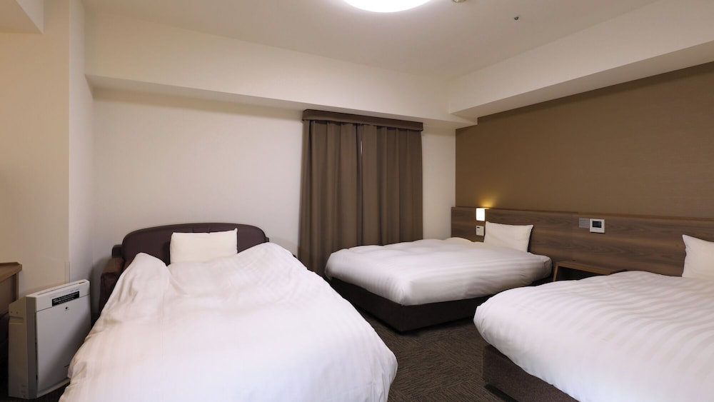 2 beds with 1 sofa bedroom, non-smoking | 天然温泉 錦鯱の湯 ドーミーインPREMIUM名古屋栄