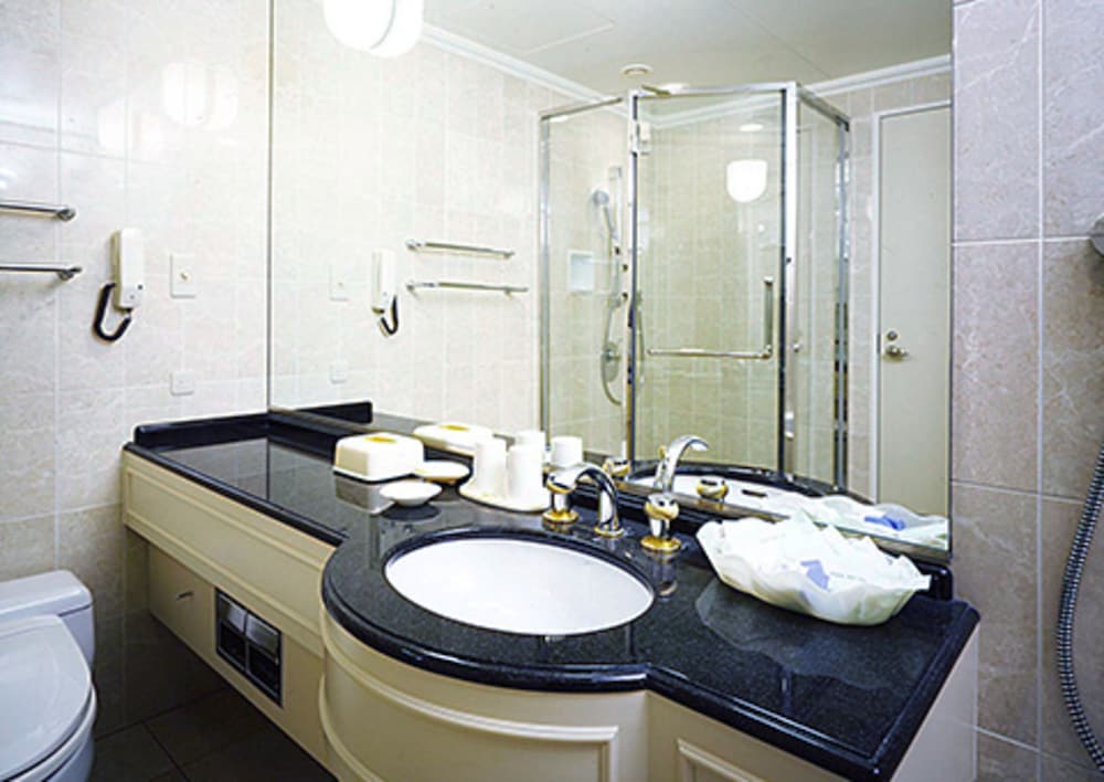 モデレートツイン 禁煙 バスルーム0 | 今治国際ホテル