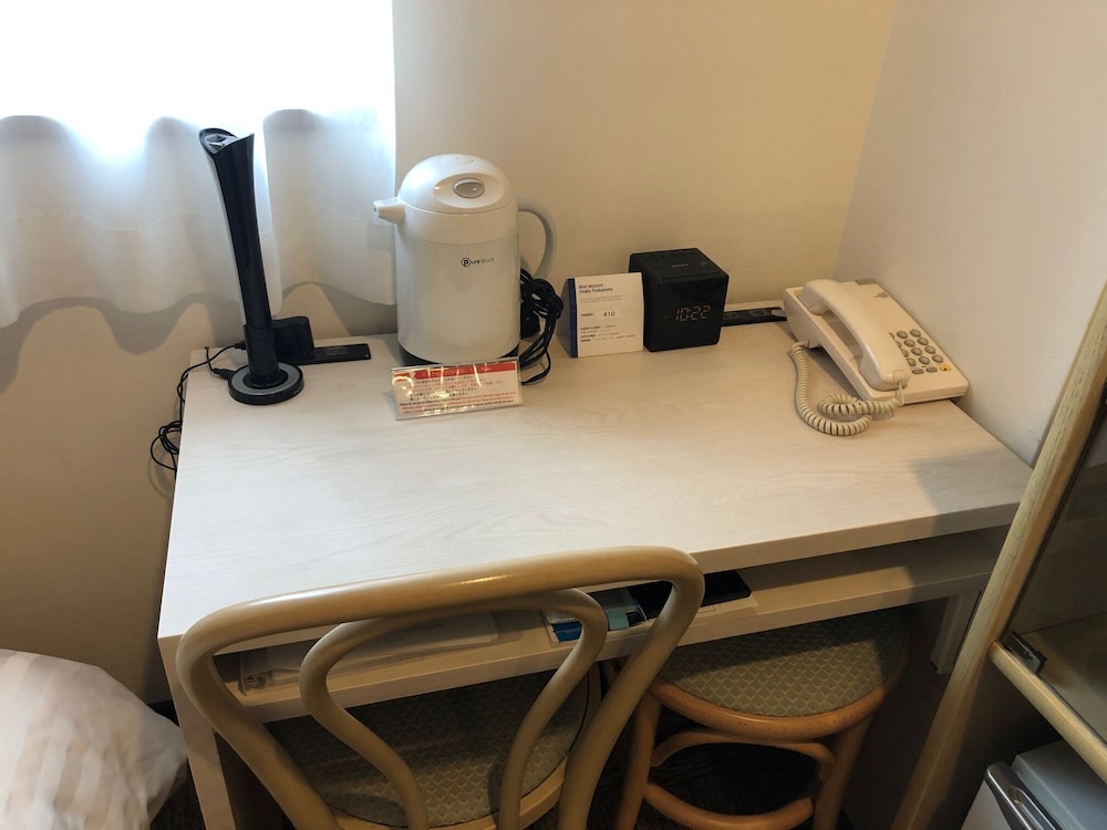 スタンダード ルーム ダブルベッド 1 台 禁煙 (Bed is a Semi double bed) 客室1 | ベストウェスタン大阪塚本