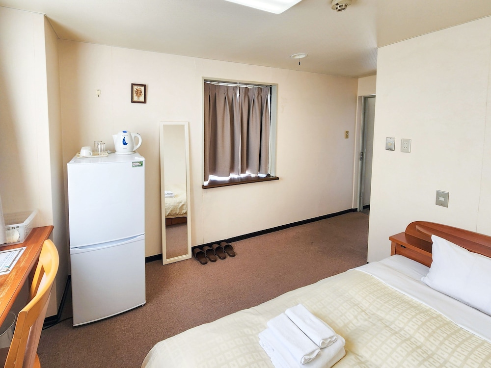 ベーシック ダブルルーム 禁煙 客室2 | ホテル姫路ヒルズ